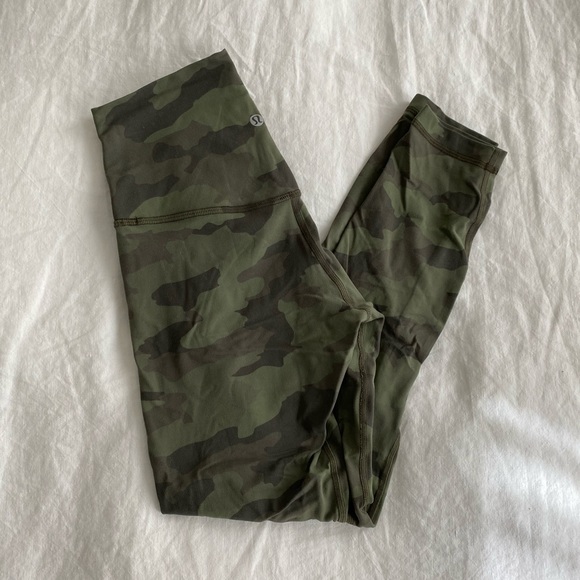 Pants - Camo Lulu Aligns